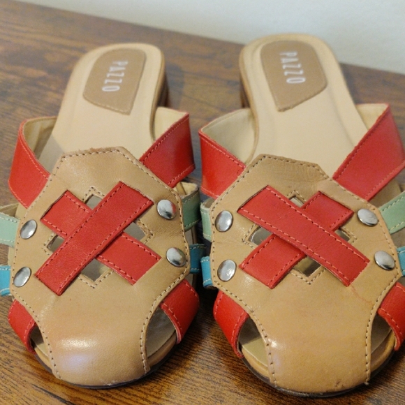 PAZZO. Women's Red and Tan Sandals - Picture 4 of 11